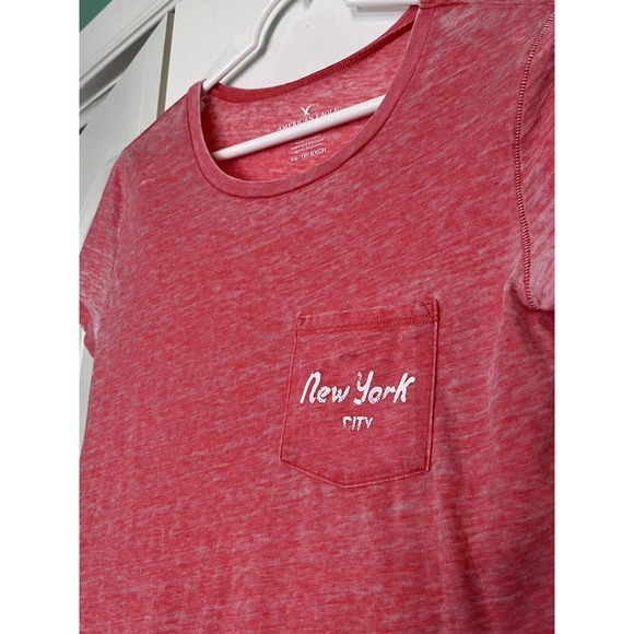American Eagle Pink T-Shirt, X-Small, NYC Front Pocket, Round Neck, Short Sleeve - Picture 2 of 4
